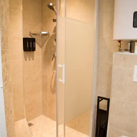 Renovated Ac In Saint Germain Apartmán